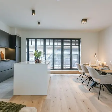 High End In The Heart Of クノック・ヘイスト